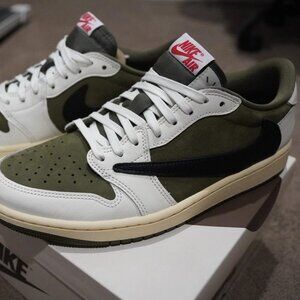 Jordan 1 Travis Scott Reverse Mocha brand new